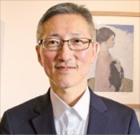 현대무용으로 한국의 미 해외 알리는데 집중