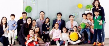 아라마크(주) 헨켈코리아 | [대한민국 여성이 일하기 좋은 기업] 헨켈코리아(유), 여성 직원·관리자 비율 30% 이상 유지