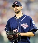 두산 니퍼트 210만달러 재계약…KBO 외국인 용병 연봉 최고액 경신