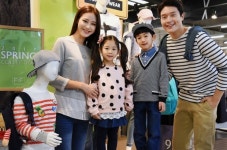 홈플러스, 패션브랜드 F2F 봄 의류 선보여