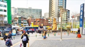 공항철도 역세권 신바람…서울역 뒷동네도 도시민박 붐