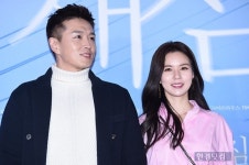 [HEI포토] 진태현-박시은 부부, 다정한 모습에 눈길~