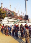 [반도체·디스플레이 낙수 효과] 공장 건설 인력만 2만명…논두렁 옆 편의점 7~8곳 밤새 북적