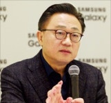 고동진 빅스비는 차원이 다른 AI…갤S8 판매량 전작 넘을 것