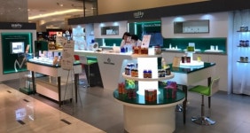 화장품 사업 강화하는 동국제약…백화점에 전문 매장 열어