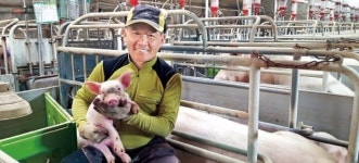 [한경·네이버 FARM]  김건태 비전농장 대표...연 매출 30억, 홍성의 7000마리 돼지아빠에유~