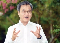 [K바이오 프런티어] 4차 산업혁명·일자리·복지 다 잡을 수 있는 산업이 바이오헬스