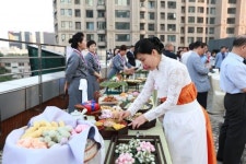 [Earth! 얼쑤! 세계속의 한류] 마음으로 풀어가는 한중 문화교류