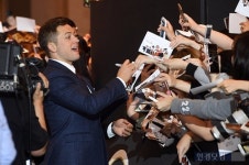 [PHOTOPIC] "매너가 사람을 만든다" 킹스맨 배우들의 역대급 레드카펫