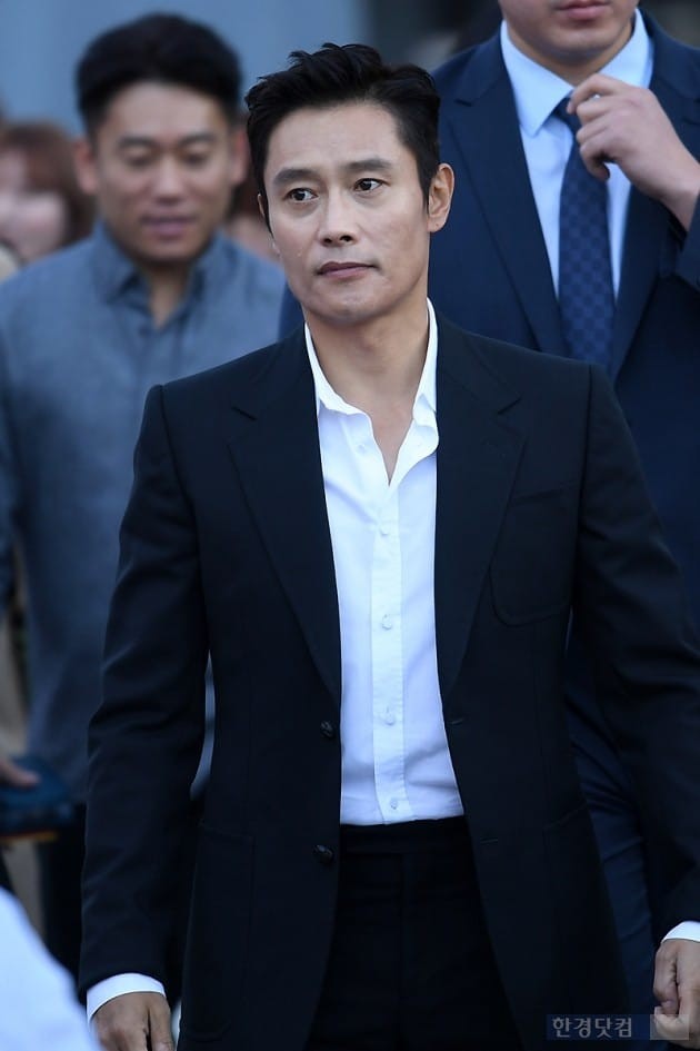 이병헌, 역대 최초로 남성 단독 사회자로 선정된 제30회 부산국제영화제 개막식 진행