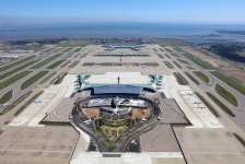 인천공항, 2023년 세계 3대 초대형 공항 발돋움