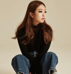주식회사 정인크리에이티브 | 정인, ‘미스틱’과 전속 계약…남편 조정치와 한솥밥