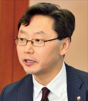 가수 이승환, 미국 방문 중 CIA 입국 거부하지 않아