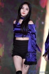 [포토] 소나무 나현, 당당하게 드러낸 잘록한 허리