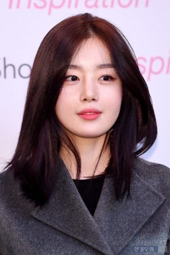 [포토] 한선화, '잔머리로도 가릴 수 없는 미모'