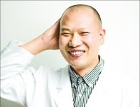 [김과장&이대리] 정대희 "환자 이해하려 삭발… 저보고 빡빡이 선생님이래요"