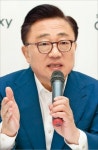 고동진 삼성전자 IM부문장 삼성이 만든 AI 스피커 하반기 첫선