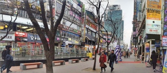 [집코노미] 강남 뺨치는 범계로데오 상권…3.3㎡당 2억 분양가에도 매수자 줄서