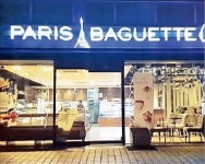 스크린 골프로 대안시장 개척한 골프존…  매일 구운 빵으로 비고객 잡은 파리바게뜨