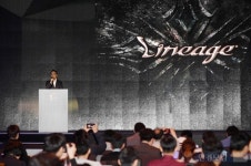 엔씨소프트, 리니지M 독자 IP로 키운다…PC 리니지 결별