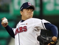 두산 이영하가 받은 전화는…경기 첫 볼넷 승부조작 제의 검은 유혹