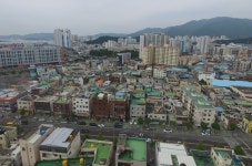 [집코노미] 잘나갔던 창원 재건축…이제는 돈 먹는 하마
