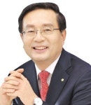 손태승의 점포 혁신 실험… 우리銀 허브 앤드 스포크 시동