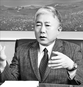 한국산업인력공단 이사장의 발언 논란, 공평한 인재 채용 원칙에 부합해야 함