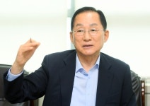 이기우 전문대교협 회장 입시위주 교육 이론 바보만 길러내… 초·중·고부터 체계적 직업교육해야