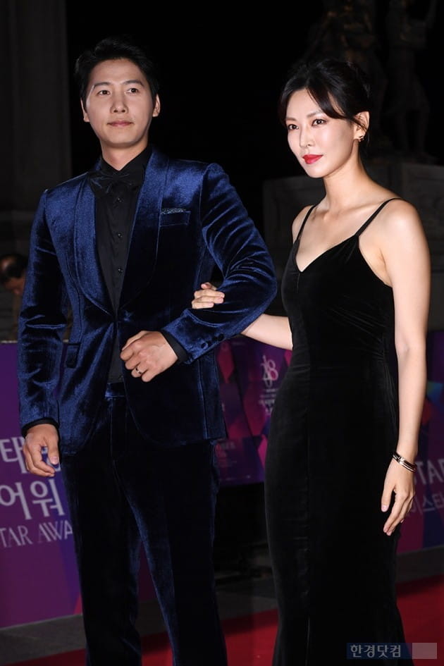 이상우X김소연, 건강한 피부 유지 비결 뱀파이어 부부의 특별한 노하우
