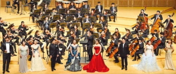 벨칸토 아리아의 성찬…객석 휘감은 감동 물결