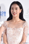 [포토] 에이프릴 나은, 눈길 사로잡는 깜찍 미모~ (대종상영화제)