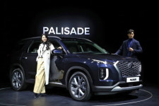 현대차 대형 SUV 팰리세이드 공식 출시…사전계약 2만대 넘어 흥행 예고