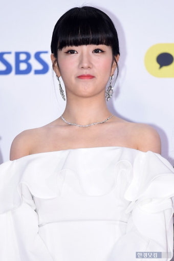 [포토] 에이핑크 윤보미, '돋보이는 깜찍 미모~' (2018 SBS 가요대전)