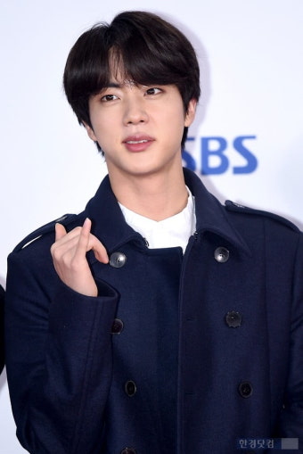[포토] 방탄소년단 진, '미소가 멋진 남자' (2018 SBS 가요대전)
