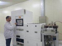 얇게 더 얇게...반도체, 디스플레이 ALD 코팅의 세계