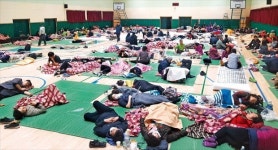 밤새 시뻘건 불길에 집·공장 잿더미…50년 만에 이런 산불은 처음