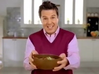 한 뚝배기 연예인의 배신…로버트 할리, 필로폰 투약 혐의 체포