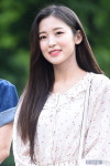 [포토] 오마이걸 아린, 감탄을 부르는 예쁜 미소~
