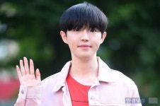 김재환리터칭 | [포토] 김재환, '부드러운 보조개 미소~'