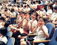 해설 싣고 달리는 클래식 기차…3년새 3만 관객 즐겼다