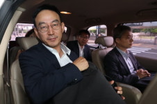 [단독] 한일 반도체 전쟁 1차 승부처… 포토레지스트 가장 급하다