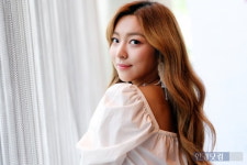 인터뷰+ㅣ에프엑스 루나 올해 데뷔 10년차…앞으로 10년 더 기대돼 