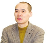 詩 같지 않은 직설적 시구…도시 감수성 꿰뚫다