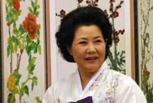 故 박일 성우, 배우 김윤경과 이혼 후 홀로 4남매 키운 사실 알려져