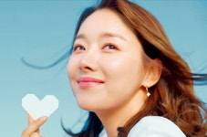 여름날의 하트, 하이마트로 가요…시원한 분위기로 家電 홍보