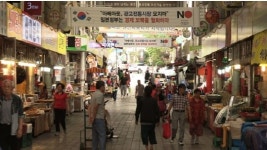 다큐3일 관고전통시장, 핫플로 우뚝 선 100년 전통시장