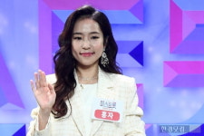 [포토] 홍자, 우아한 손인사~