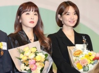 소외계층에 '20억 기부' 신민아, 금융인의 날 대통령 표창