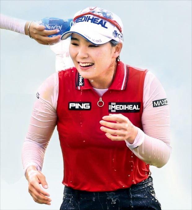 KLPGA 투어, 이다연 선수가 더헤븐 마스터즈 대회 2라운드 선두에 오르다